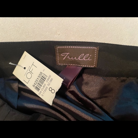 Black lace skirt - Picture 4 of 6